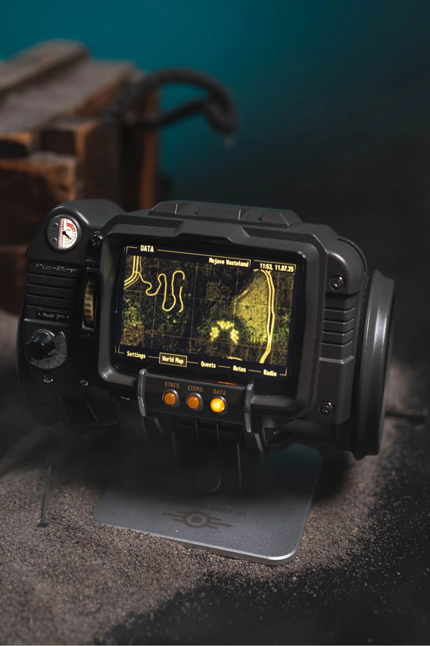 Предзаказ на Pip-Boy от Bethesda