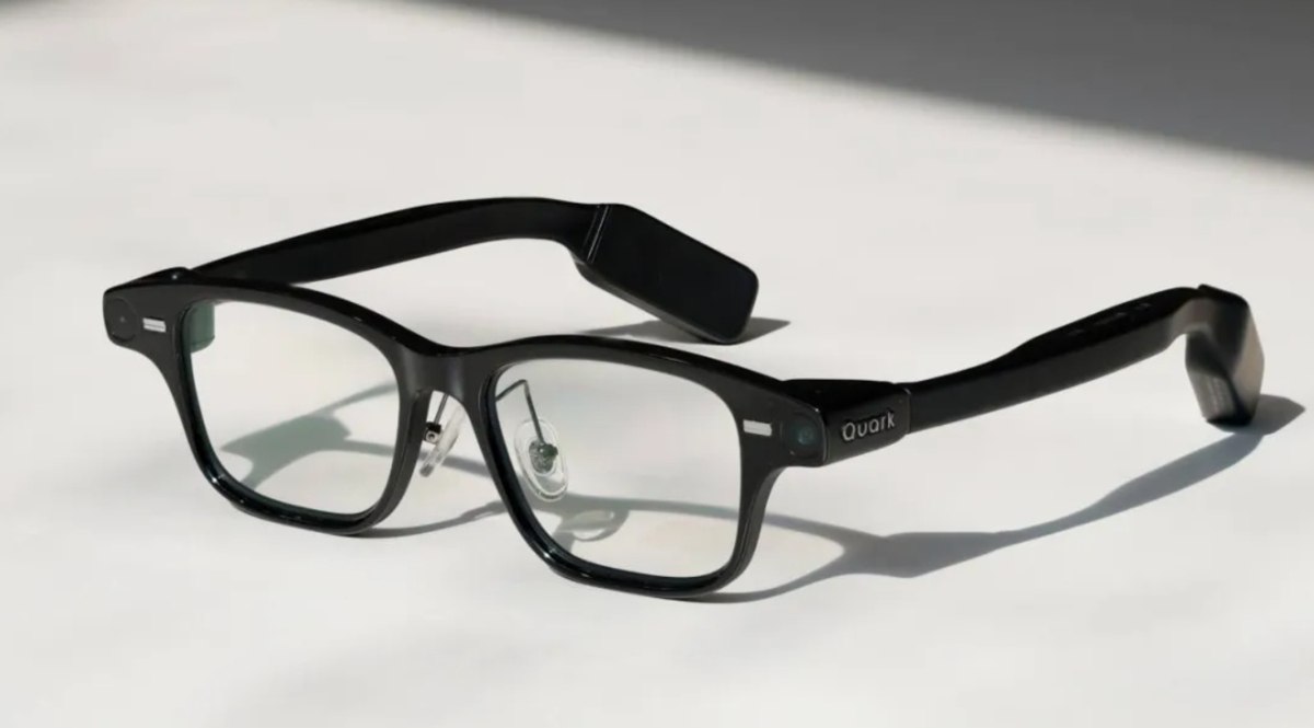 Alibaba запускает продажи «умных» очков Quark AI в Китае