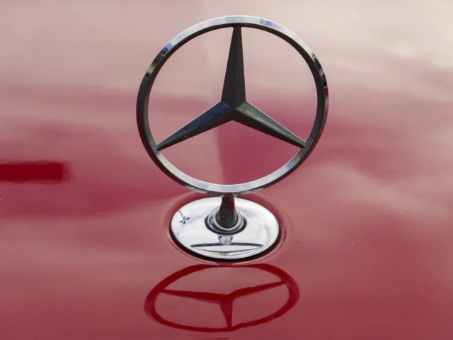 Mercedes-Benz инвестирует в технологии автономного вождения