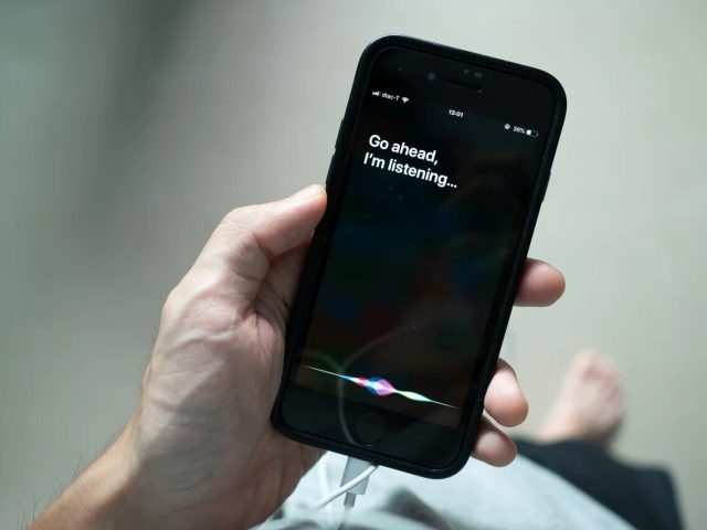 Apple и Google: Siri на основе Gemini