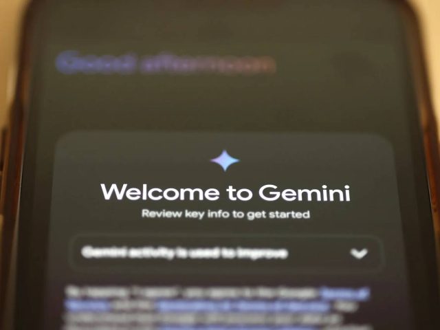 Apple обновит Siri с использованием технологии Gemini в 2026 году