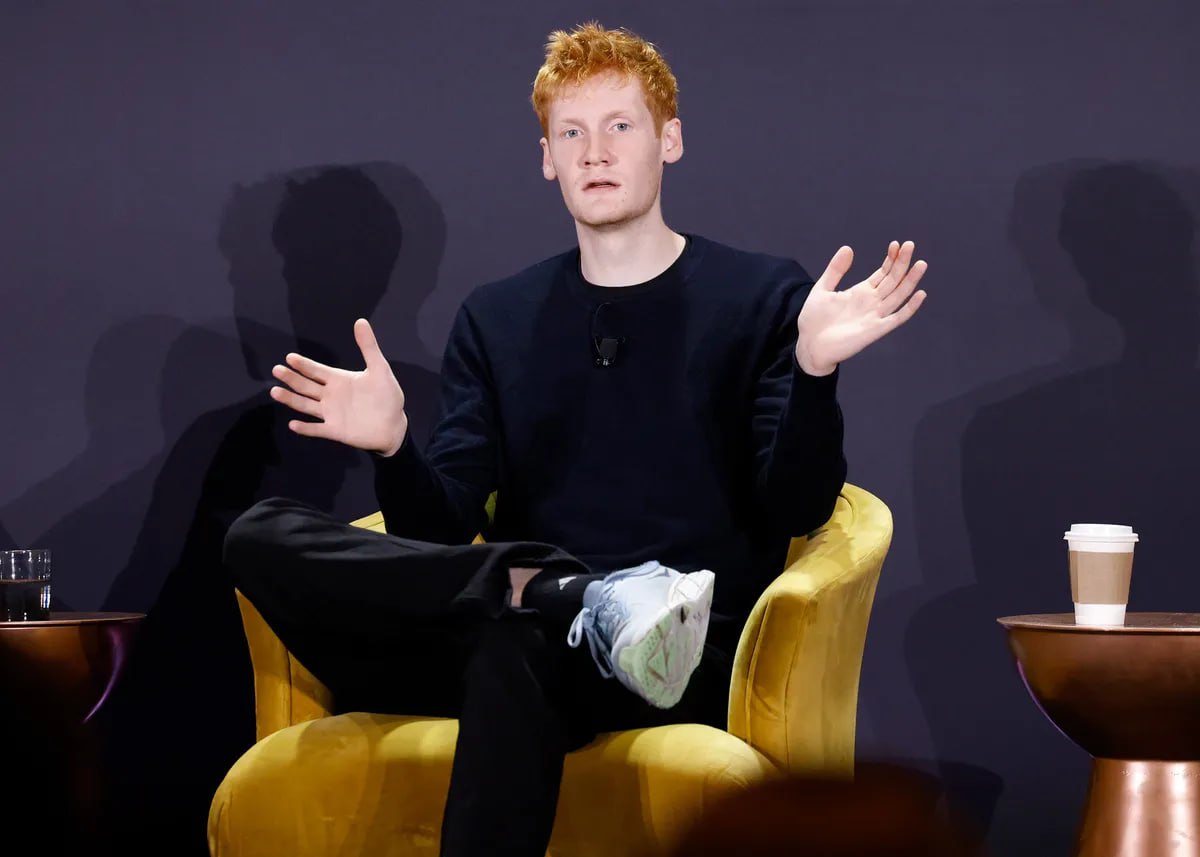 Cursor на пути к $2 млрд: рост выручки и корпоративный успех